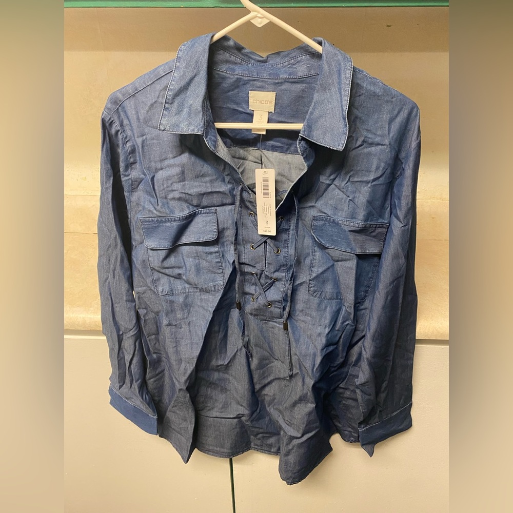 Chicos lace up pull over denim top Sz 3 NWT